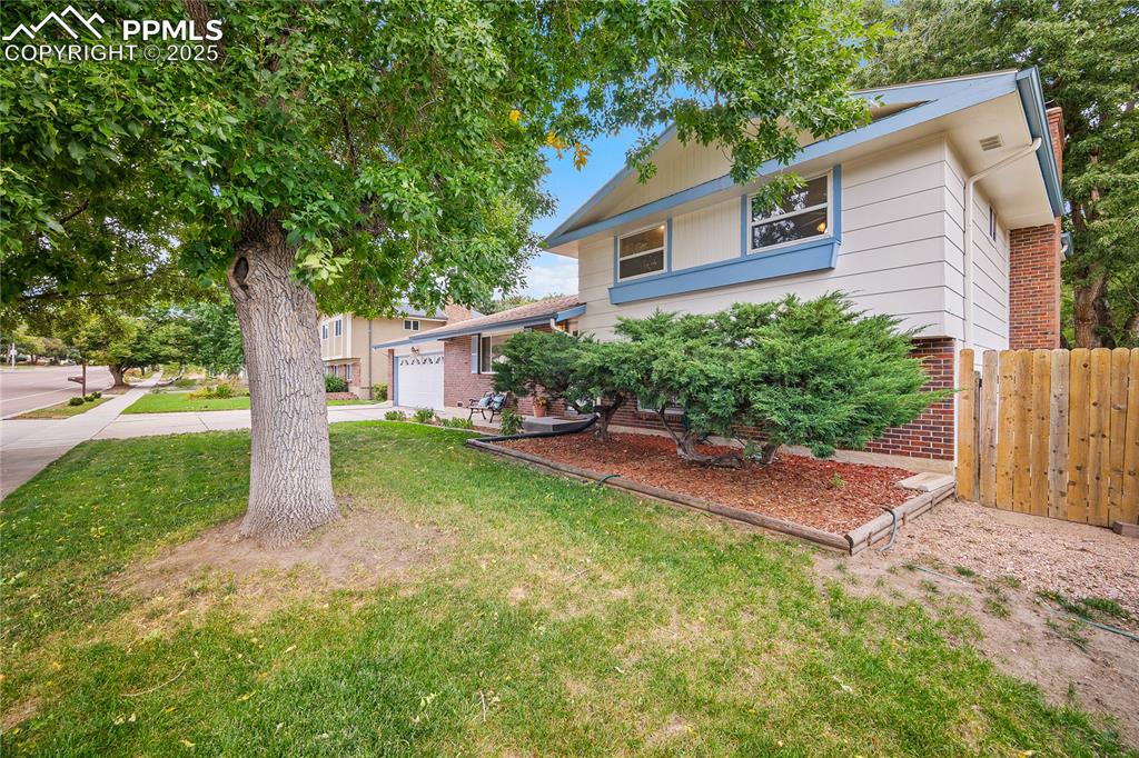 Image 2 of 41: Front of Structure