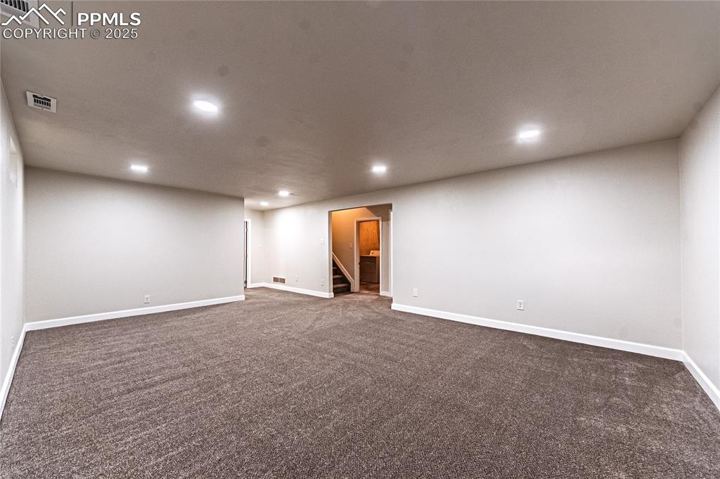 Image 22 of 40: Basement