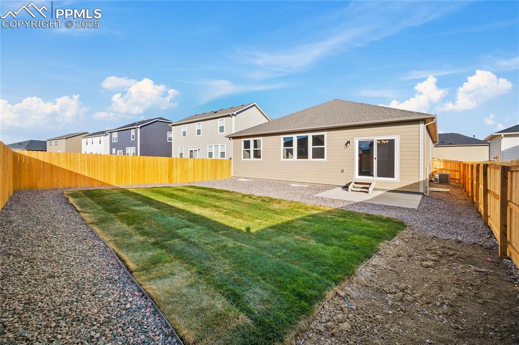 Image 35 of 35: Back of Structure