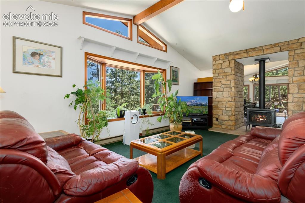 Image 9 of 50: Living Room