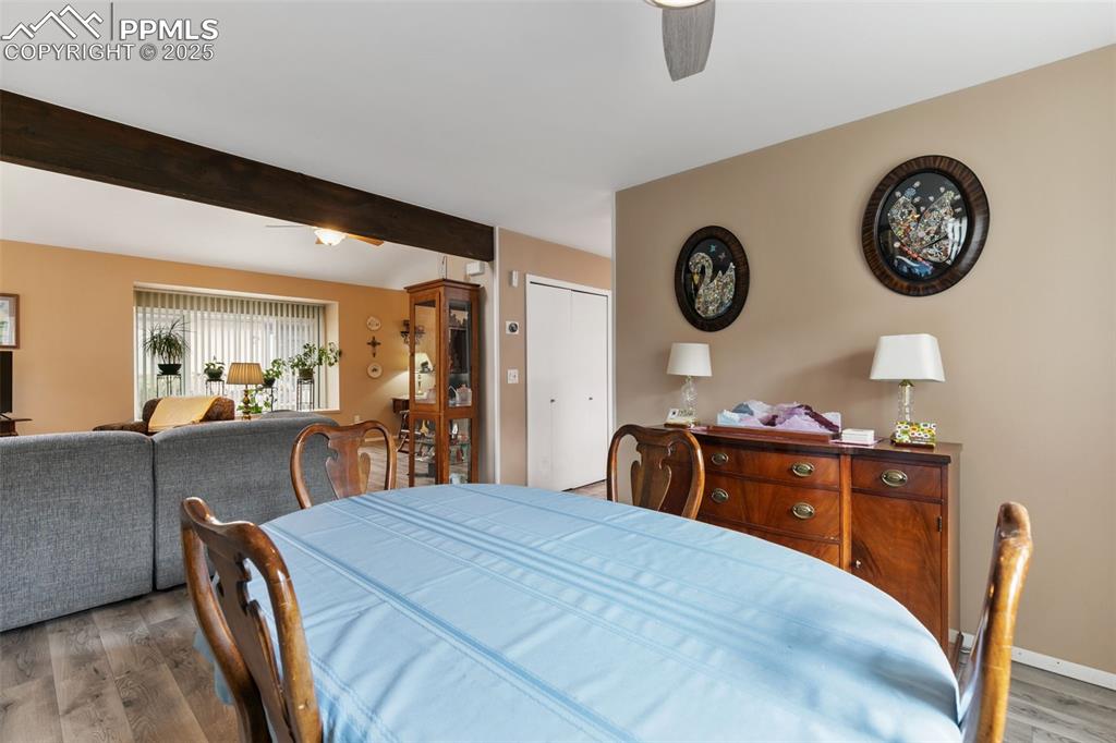 Image 11 of 36: Dining Area