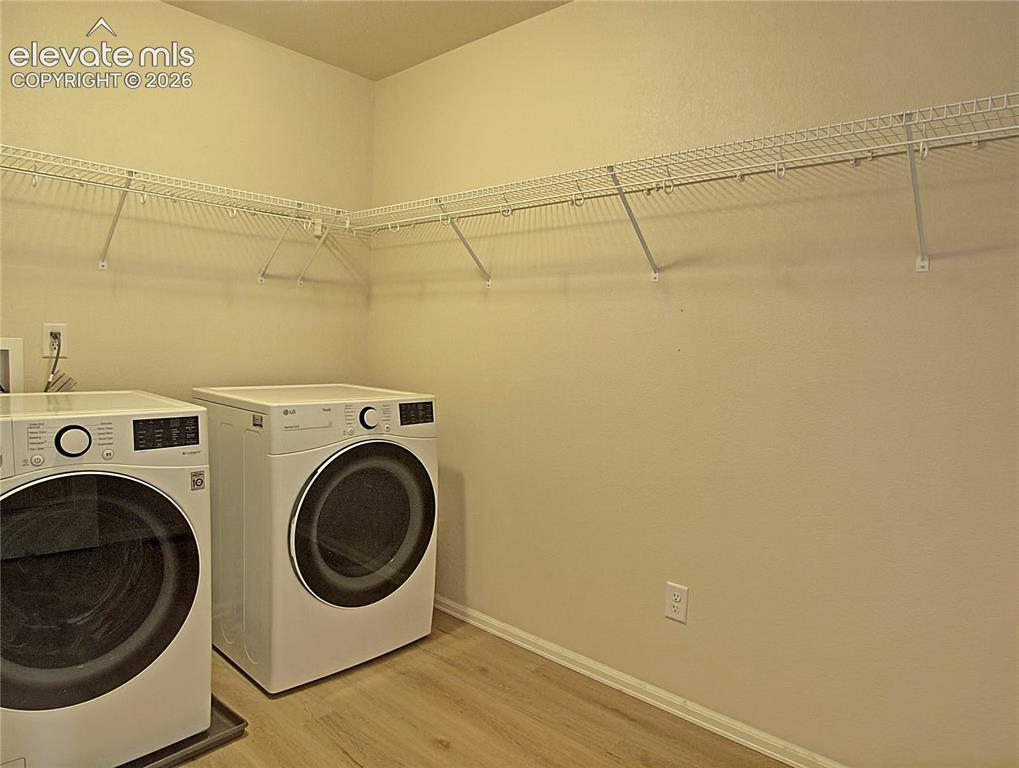 Image 25 of 28: Laundry