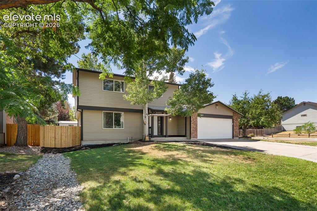 Caption: Large Corner lot near quail lake
