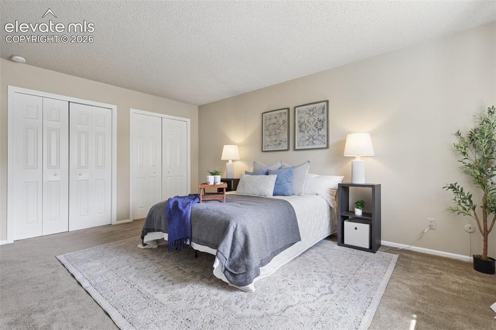 Image 18 of 44: Large Primary Suite 