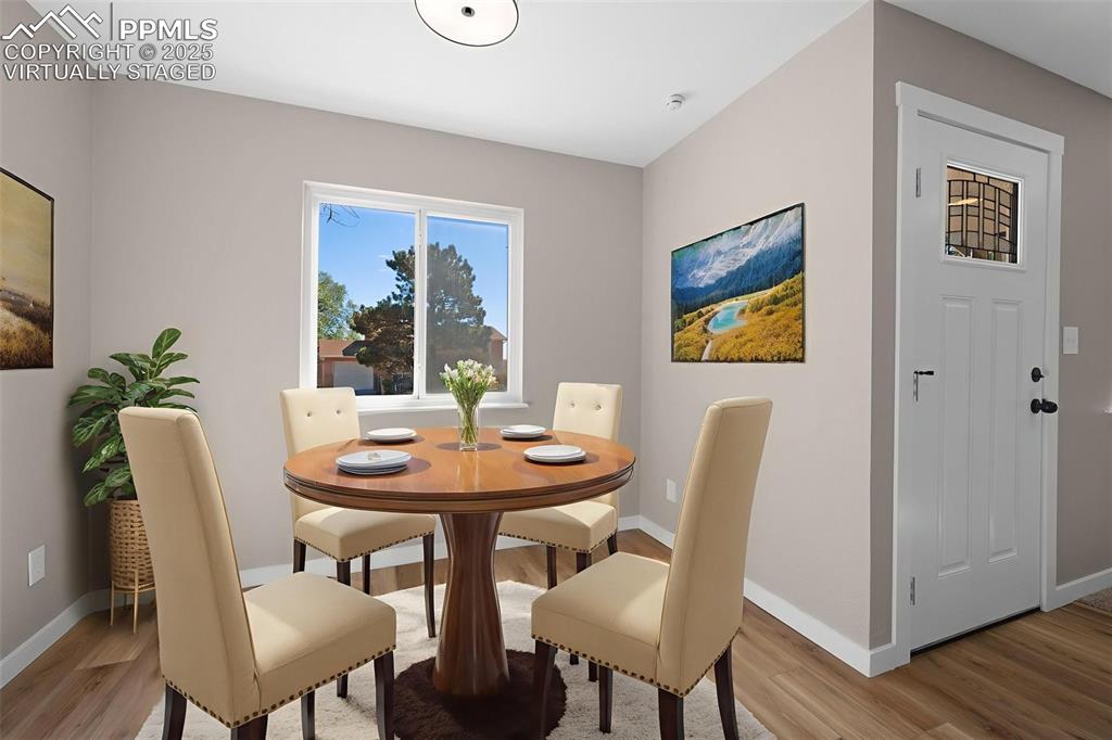 Image 11 of 32: Virtually Staged