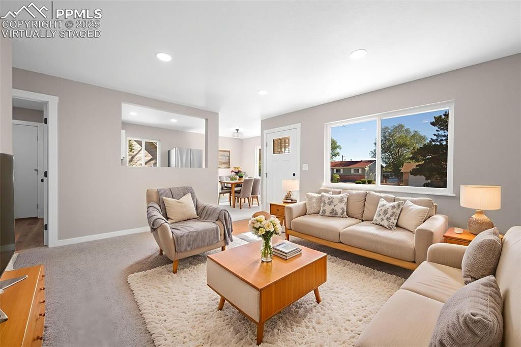 Image 6 of 32: Virtually Staged