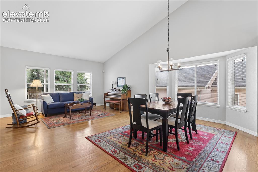Image 6 of 46: Dining Area
