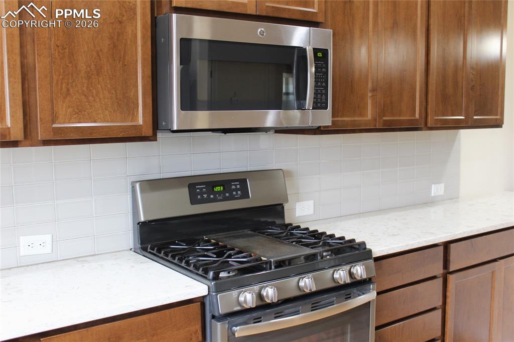 Image 13 of 46: Maple Cabinets