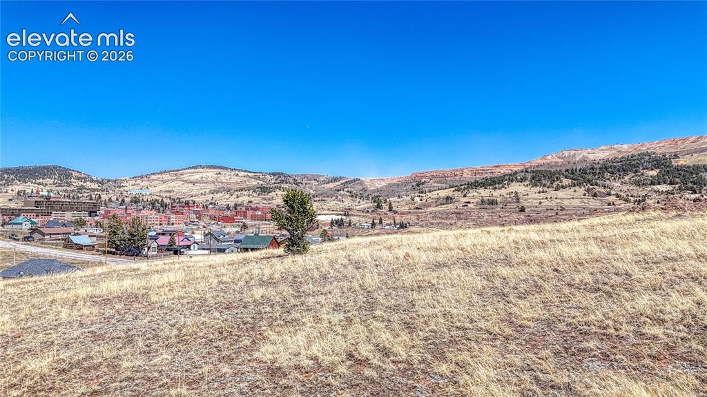 Image 19 of 23: View