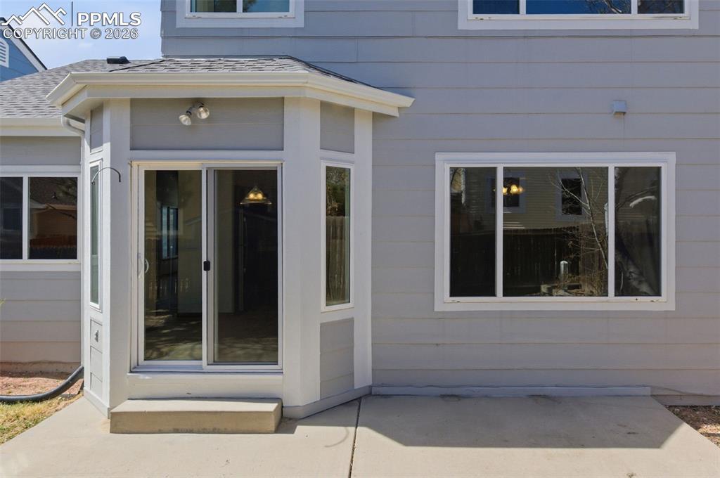 Image 38 of 44: Patio