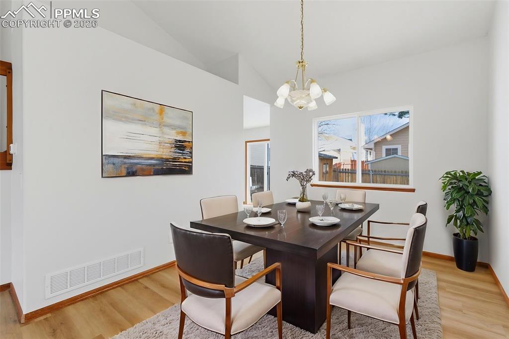 Image 6 of 44: Dining Area