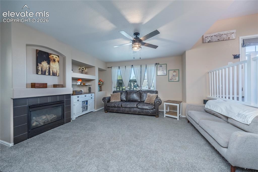 Image 16 of 50: Living Room