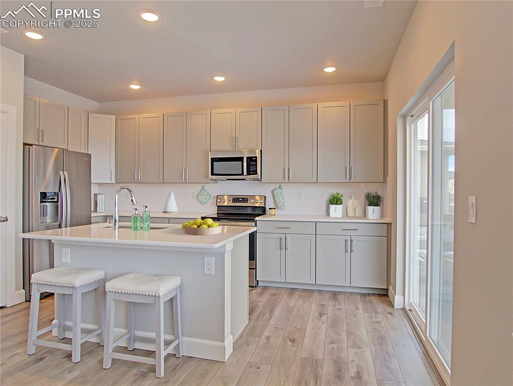 Image 6 of 18: *Photos are for marketing purposes only. Colors, fixtures, and upgrades var