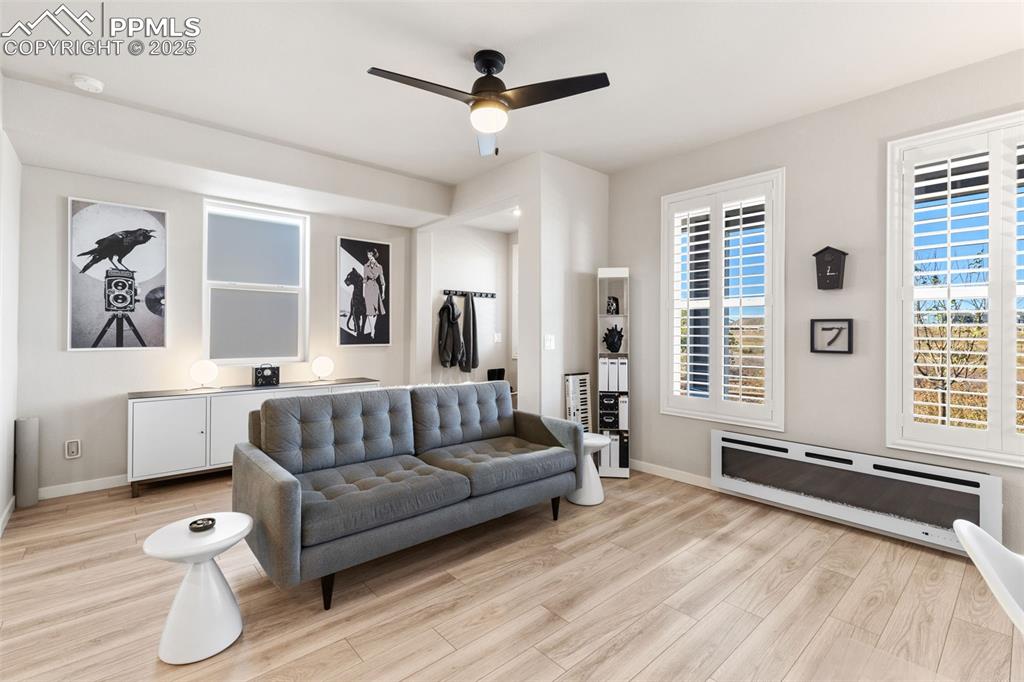 Image 8 of 41: Living Room