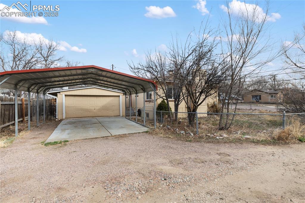 Image 3 of 36: Front of Structure