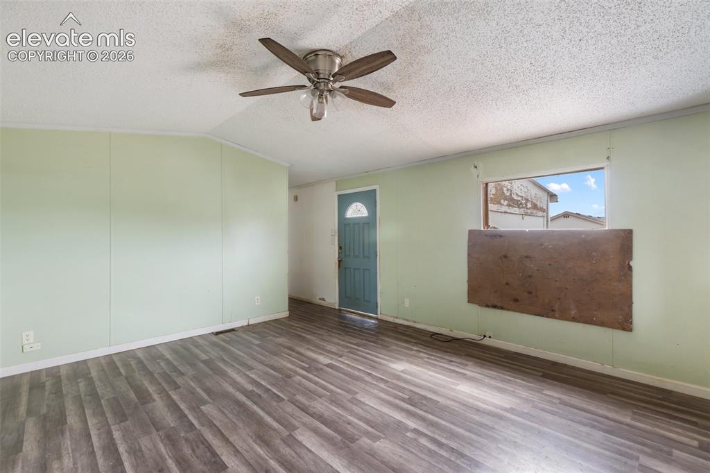 Image 12 of 43: Living Room