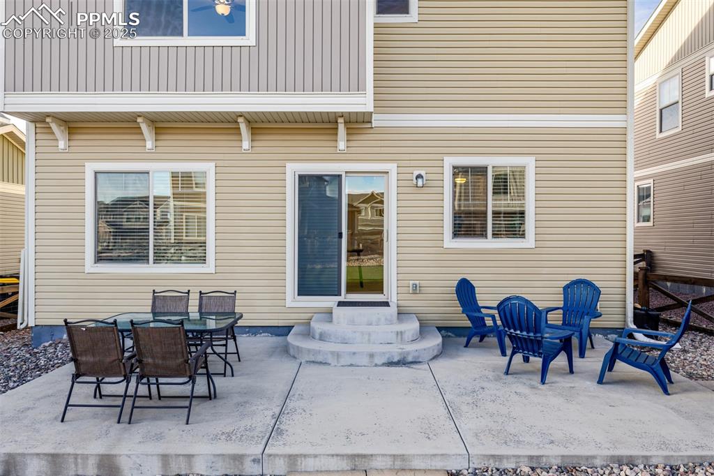 Image 26 of 35: Patio