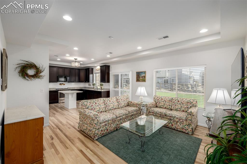 Image 4 of 35: Living Room