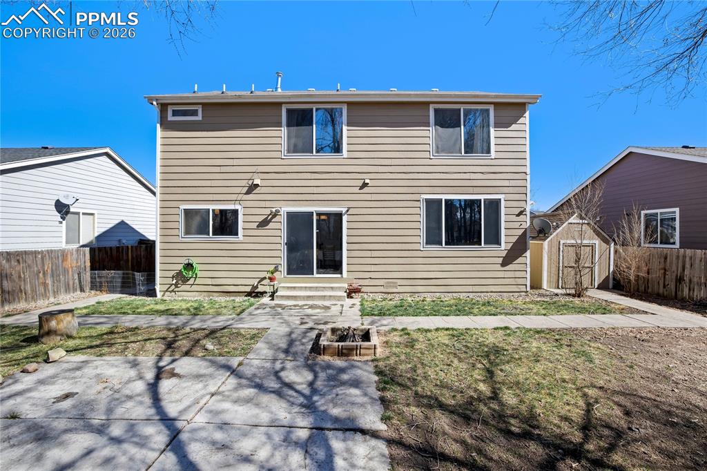 Image 39 of 43: Back of Structure