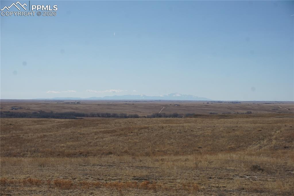 Image 15 of 18: Facing West