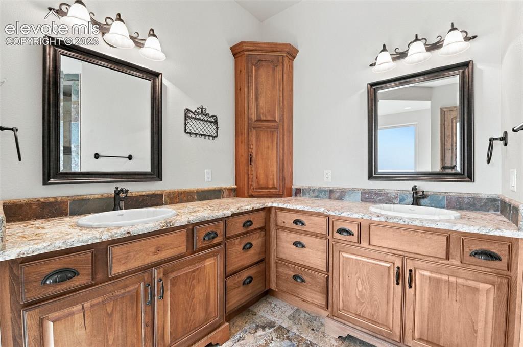 Image 14 of 50: Master bath