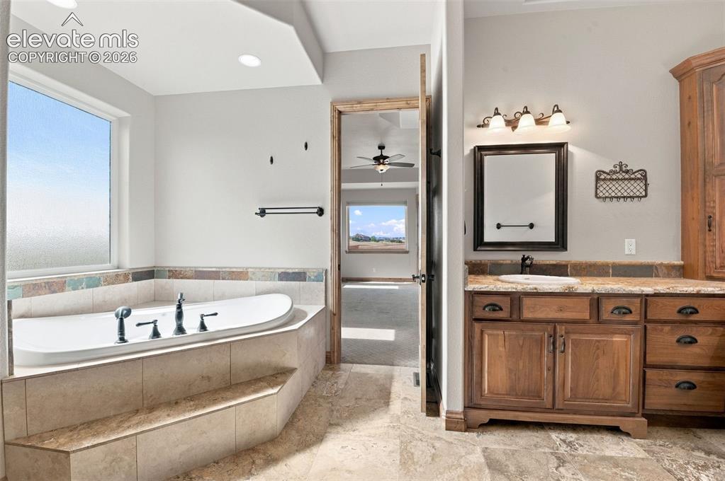 Image 15 of 50: Master bath