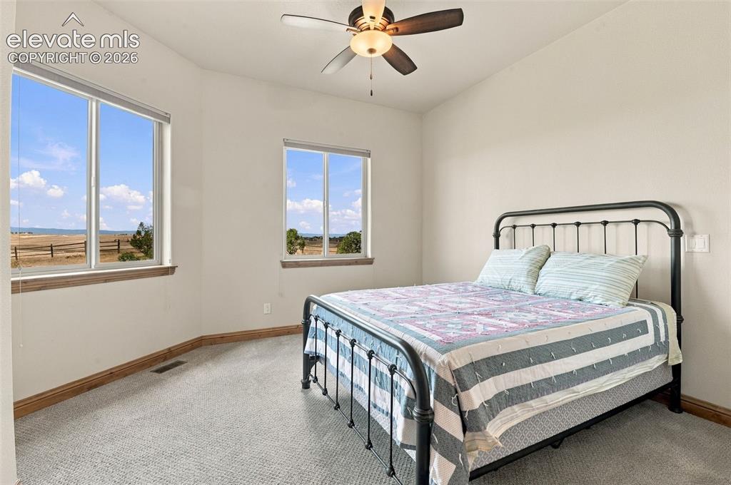Image 17 of 50: 2nd bedroom on main