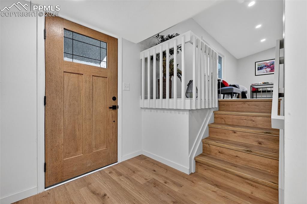 Image 6 of 48: Entry