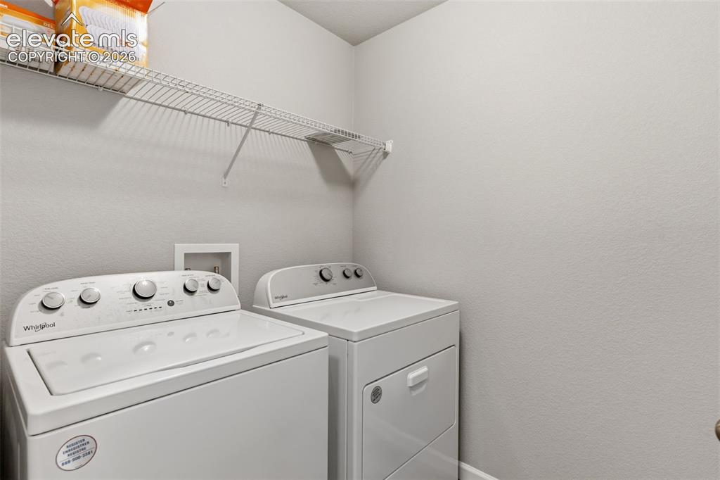 Image 21 of 33: Laundry