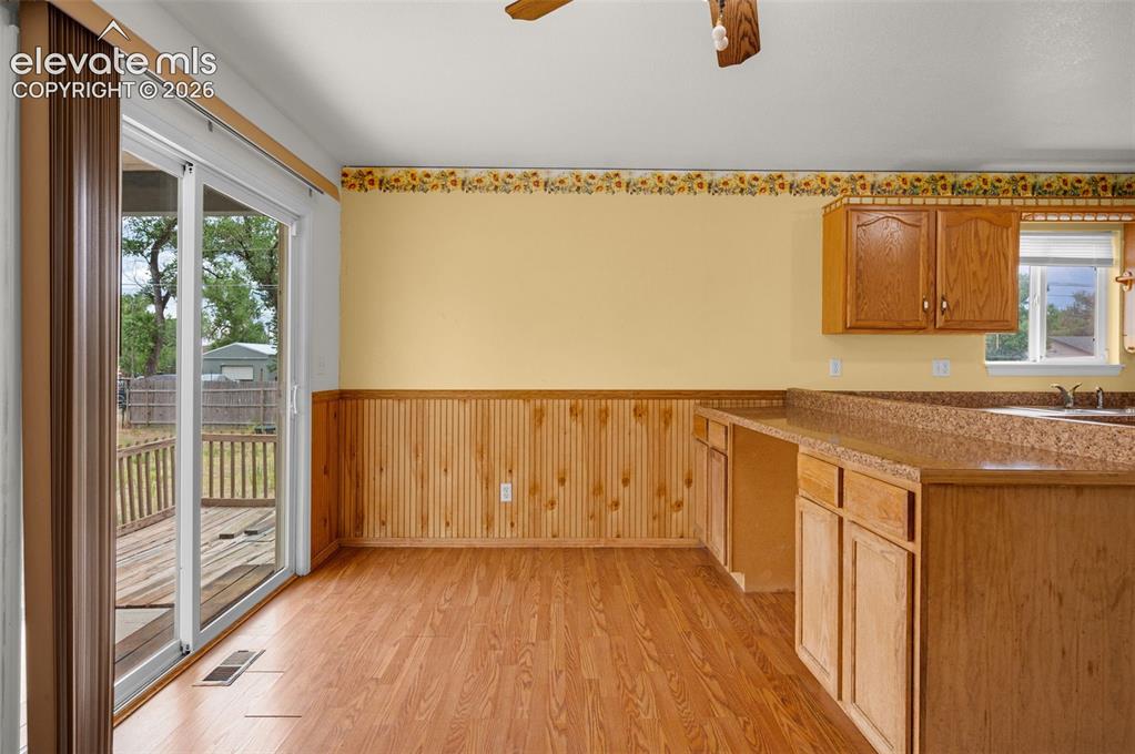 Image 14 of 29: Huge kitchen and dining area