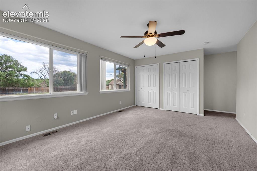 Image 19 of 29: Master bedroom with adjoining private full bath!