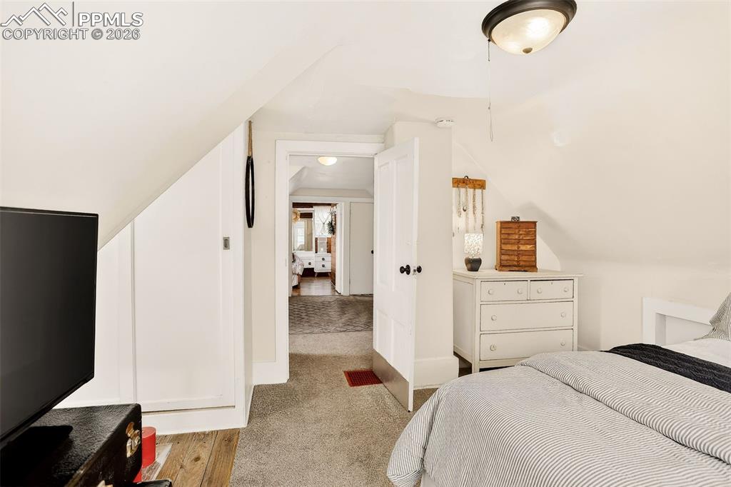 Image 27 of 41: Master Bedroom