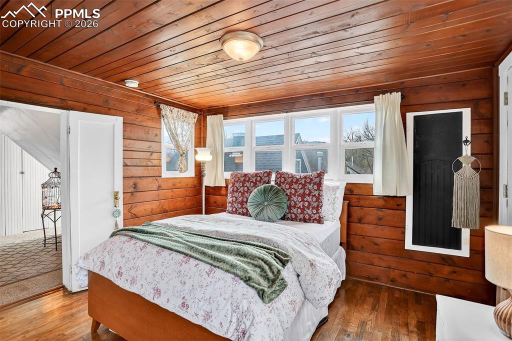 Image 30 of 41: Incredible mountain views 