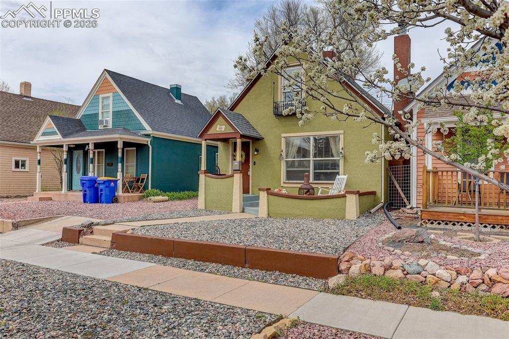 Image 36 of 41: Front of Structure