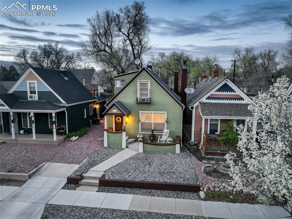 Image 4 of 41: Front of Structure