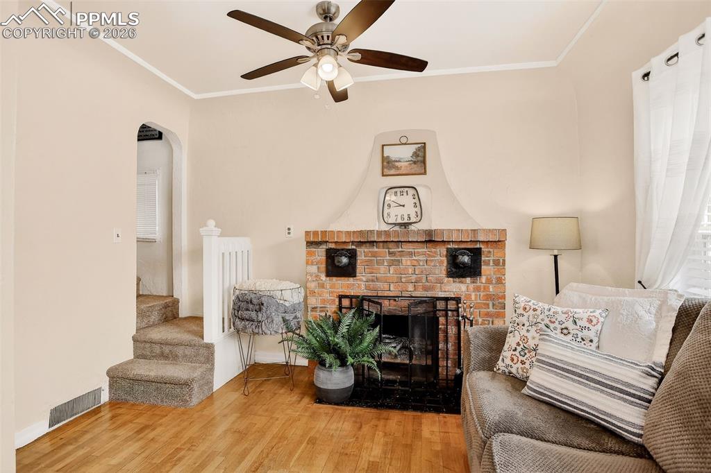 Image 9 of 41: Living Room