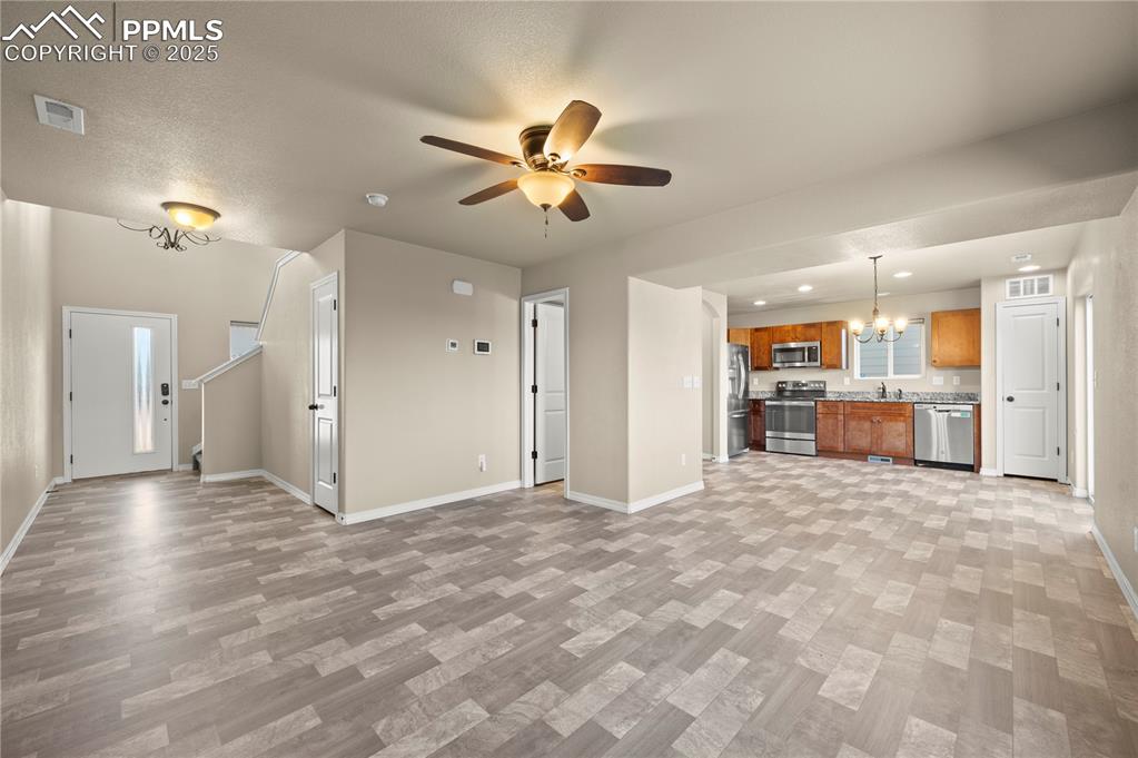 Image 7 of 30: Living Room