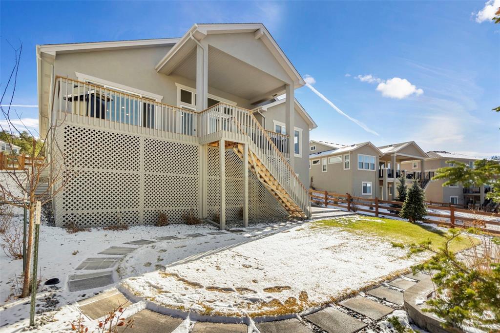 Image 46 of 50: Back of Structure