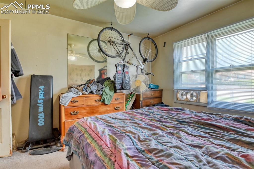 Image 37 of 38: Unit 1511 Bedroom