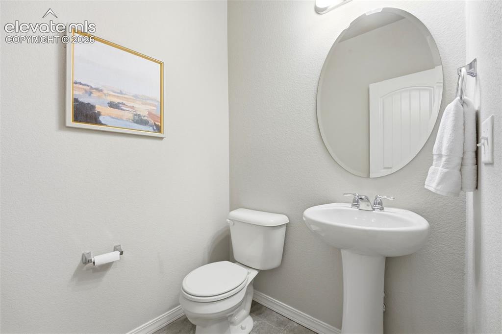 Image 4 of 48: Bathroom