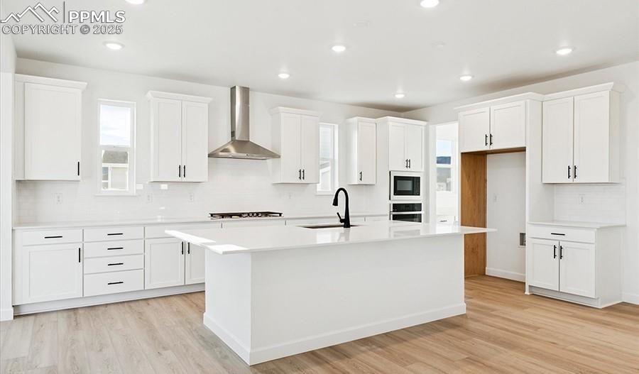 Image 2 of 22: No Description Available