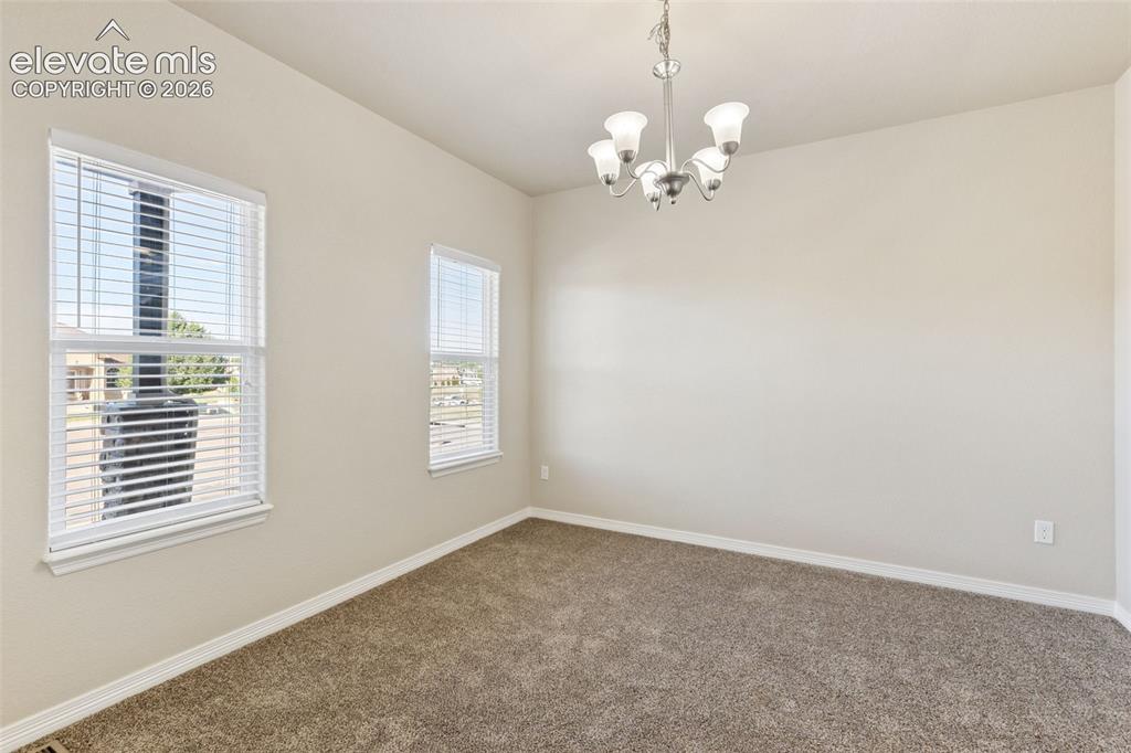 Image 13 of 46: Bonus room