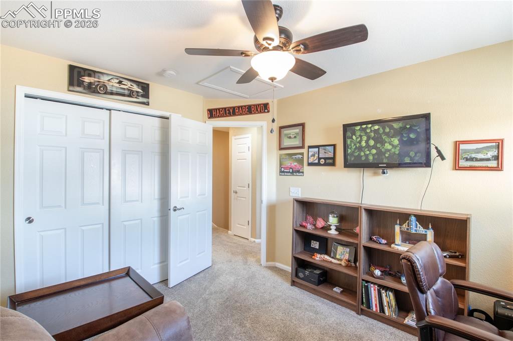 Image 24 of 43: Bedroom