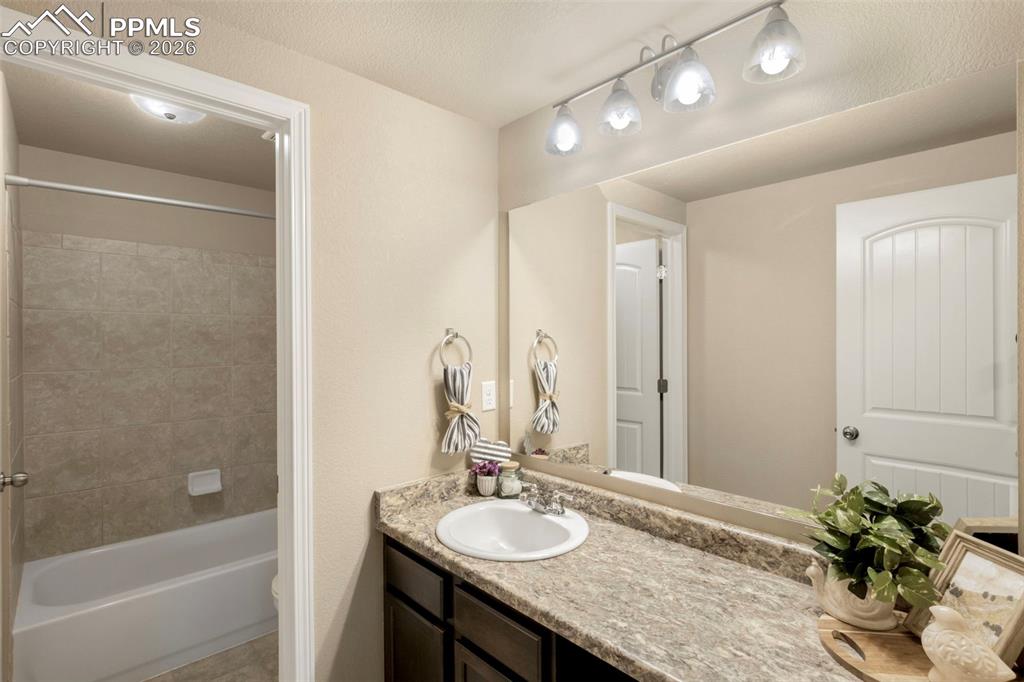 Image 30 of 36: Basement Bathroom