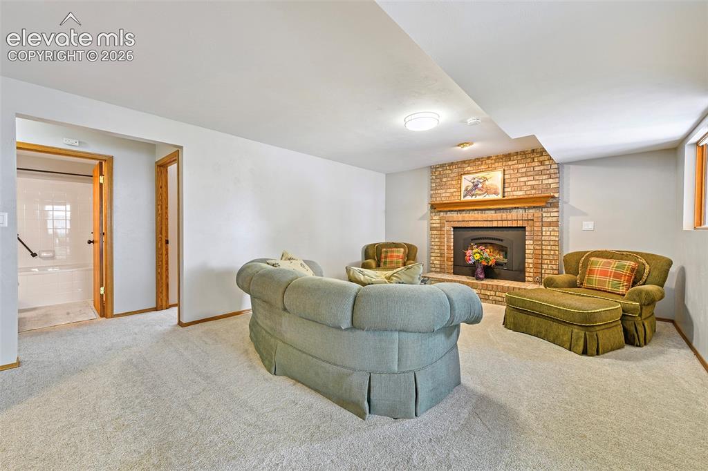 Image 25 of 47: Family Room