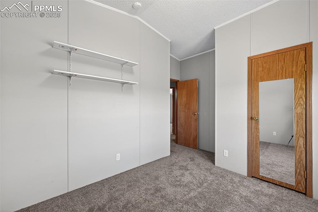 Image 26 of 43: Bedroom