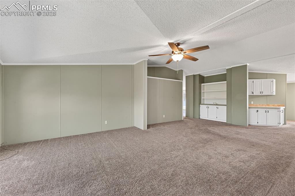 Image 4 of 43: Living Room