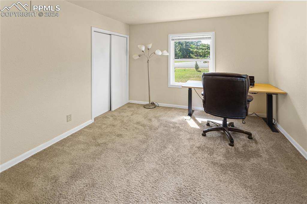 Image 15 of 24: Bedroom #2