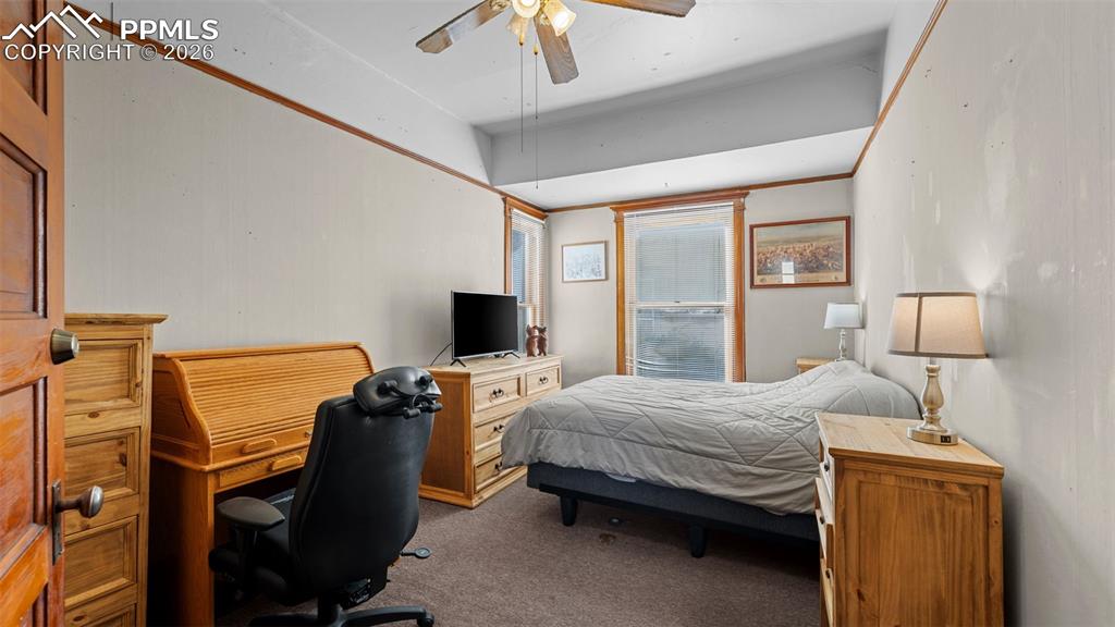 Image 11 of 45: Bedroom