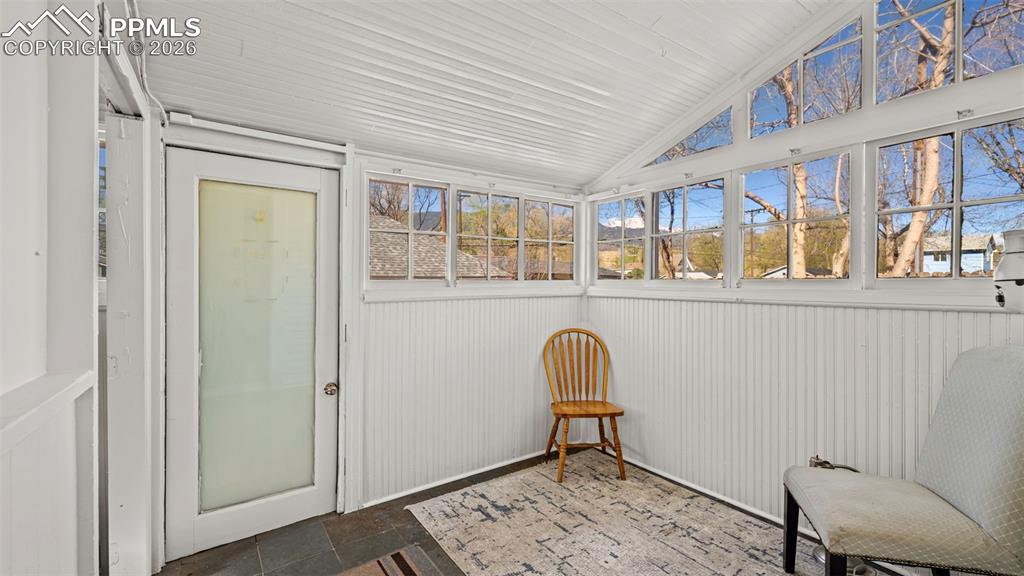 Image 20 of 45: Sun Room